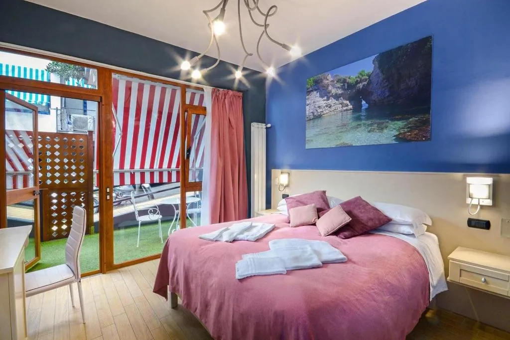 Room, B B Sorrento Queen, Naples