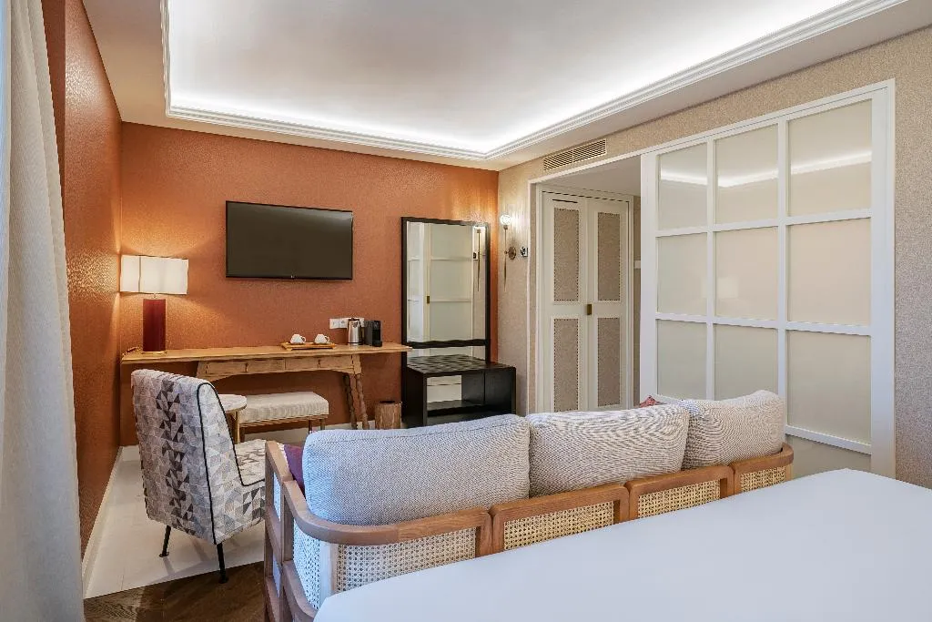 DOUBLE SINGLE USE SUPERIOR Room, Vincci Molviedro, Seville