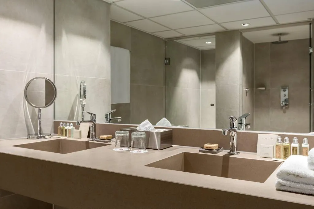 Room, Amsterdam Marriott Hotel, Amsterdam