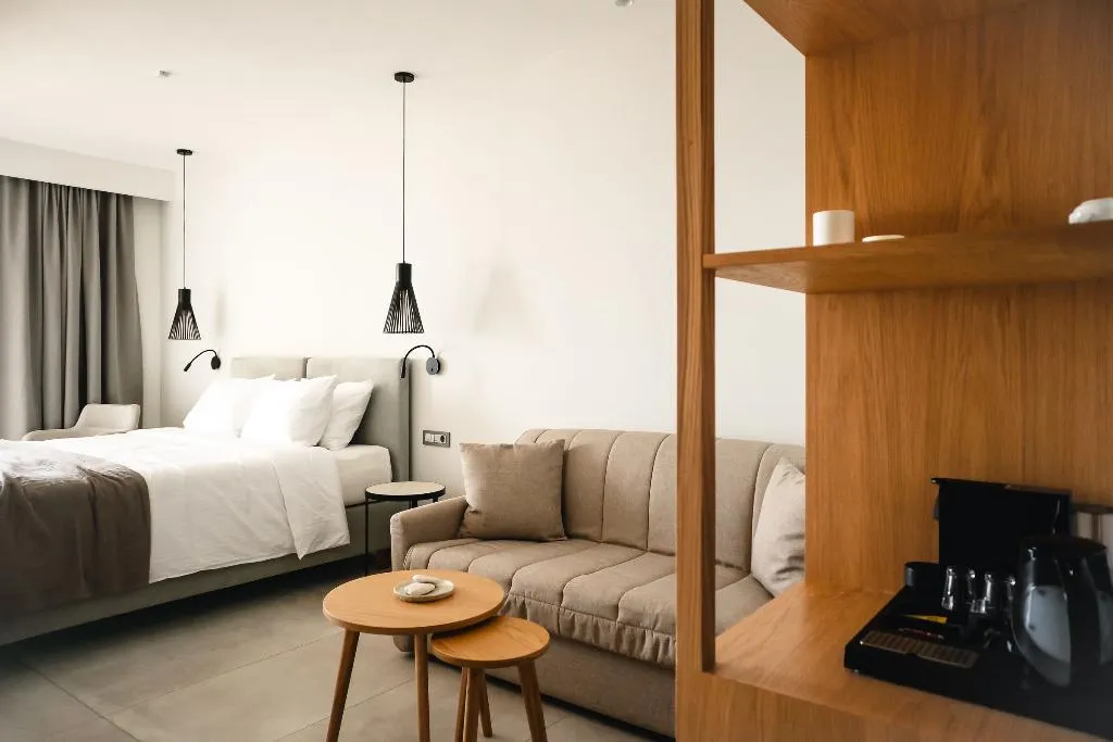 JUNIOR SUITE SEA FRONT Room, Batis Aero Beachfront Wellbeing Hotel, Crete