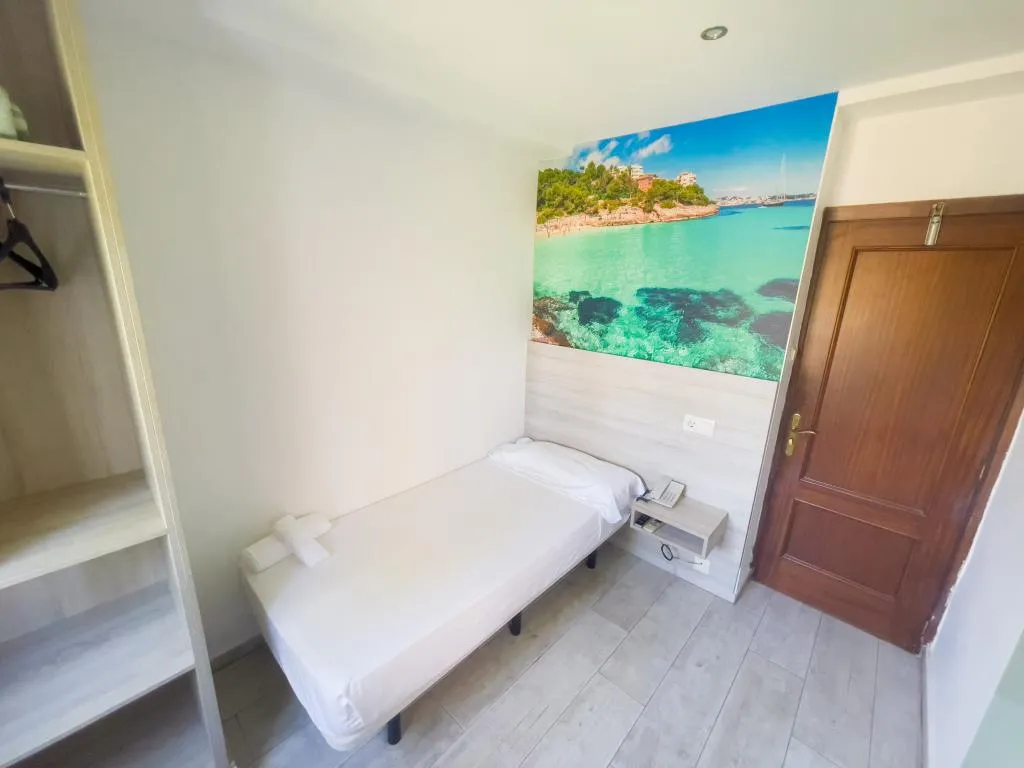 SINGLE STANDARD Room, Nura Boreal, Majorca