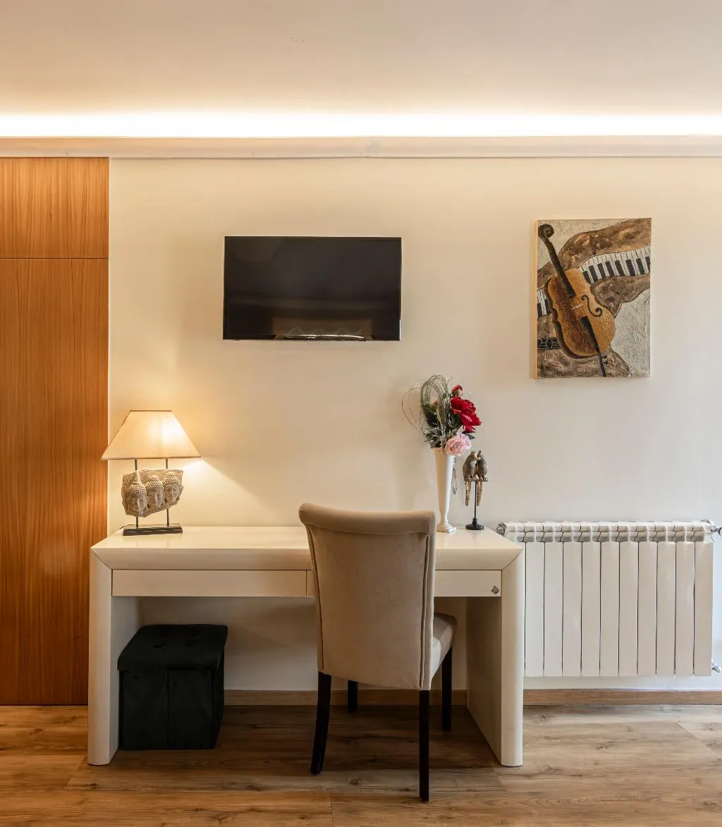 APARTMENT WITH KITCHENETTE Room, Quinta São Miguel de Arcos, Porto