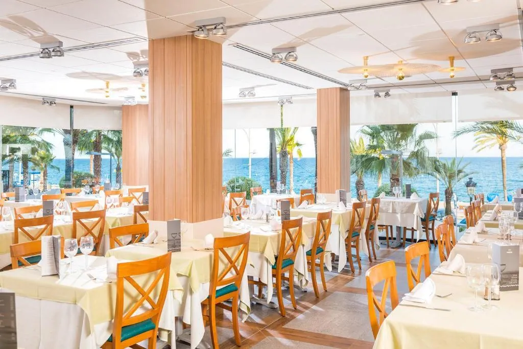 Restaurant, Hotel Marsol, Costa Brava
