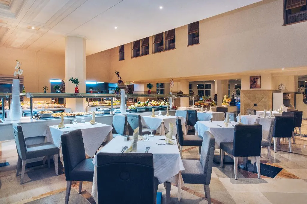 Restaurant, Iberostar Waves Averroes, Tunisia