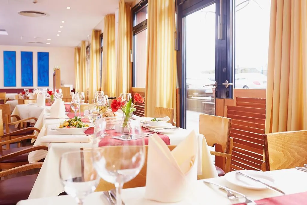 Restaurant, Best Western Premier Airporthotel Berlin, Berlin