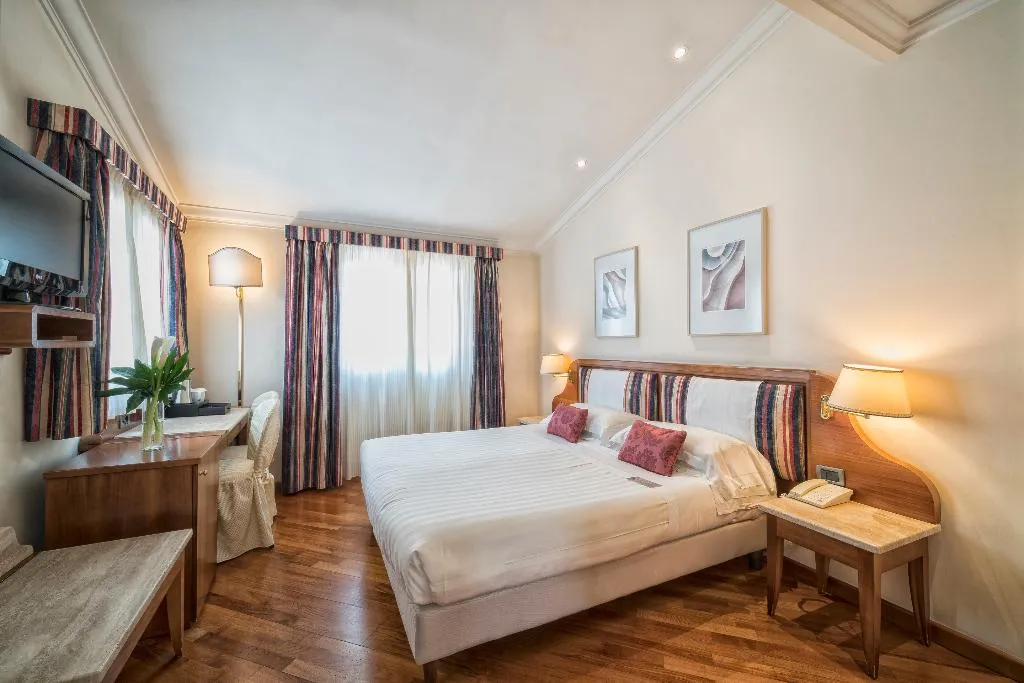 DOUBLE SINGLE USE STANDARD Room, B&B Hotel Firenze Laurus Al Duomo, Florence