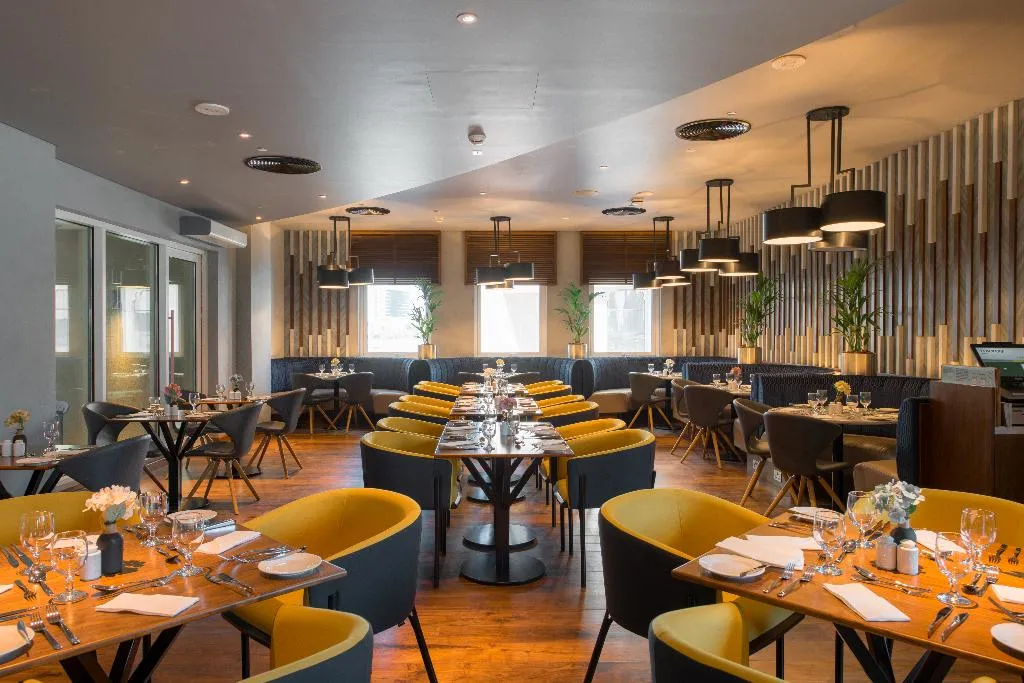 Restaurant, Premier inn Dubai Al Jaddaf, Dubai