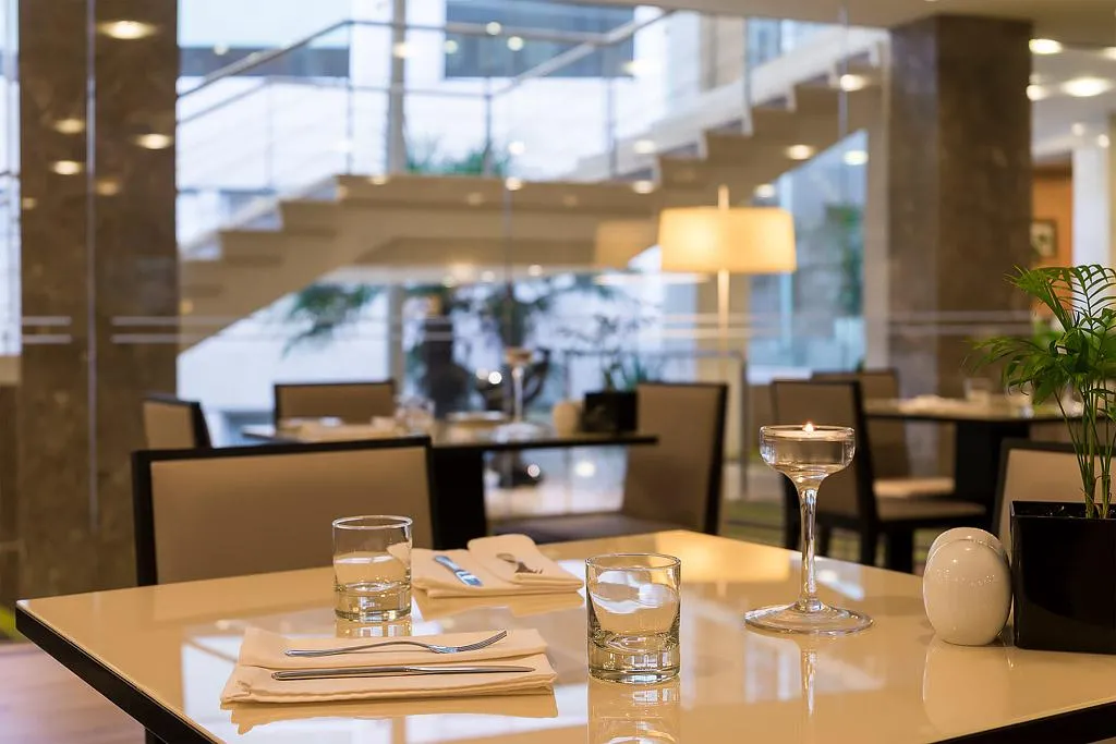 Restaurant, HF Fenix Lisboa, Lisbon