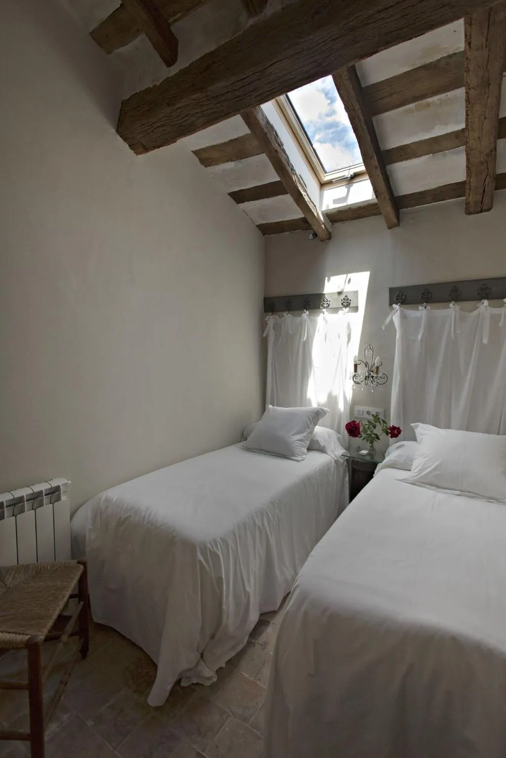 Room, El Jardinet De Sant Esteve, Barcelona