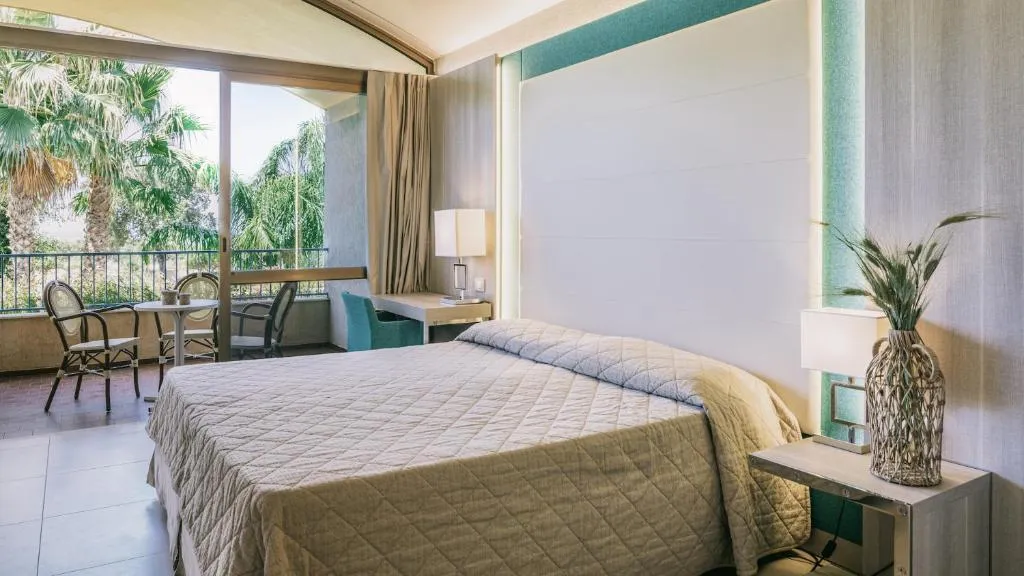 Room, MClub Alicudi, Catania