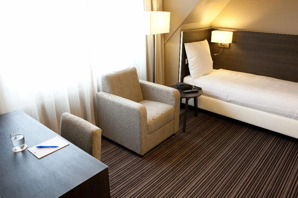 SINGLE COMFORT Room, Fletcher Hotel Restaurant Het Witte Huis, Amsterdam