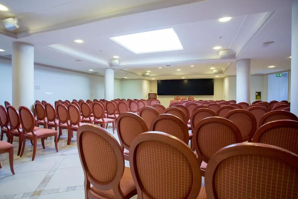 Conferences, Tritone, Catania