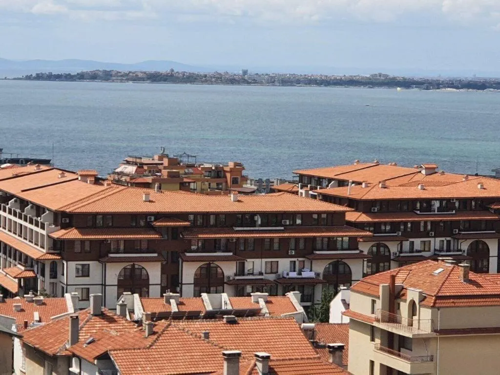 Terrace, Roel Residence Apartments, Bourgas