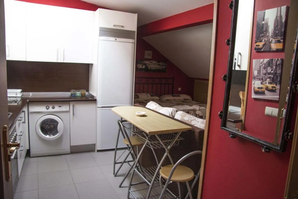 Room, Apartahotel Collarubio, Madrid