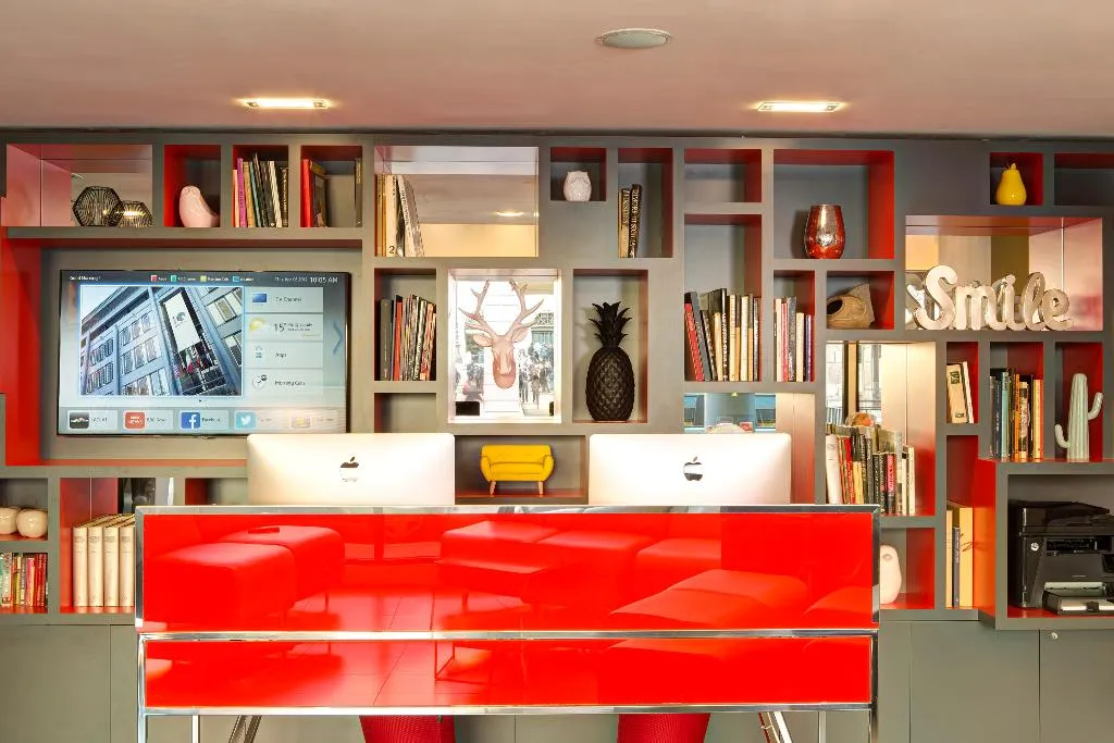 Lobby, iQ Hotel Roma, Rome