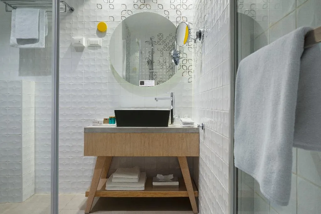 JUNIOR SUITE STANDARD Room, Bluesun Hotel Jadran, Split