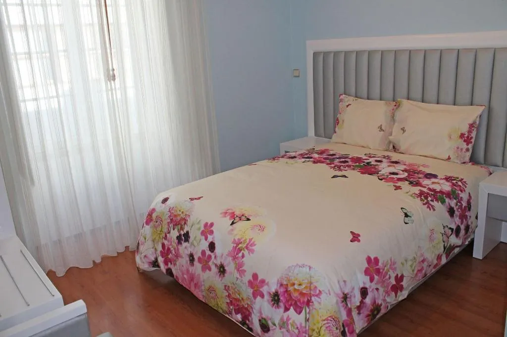Room, Grande Oceano Guest House, Porto