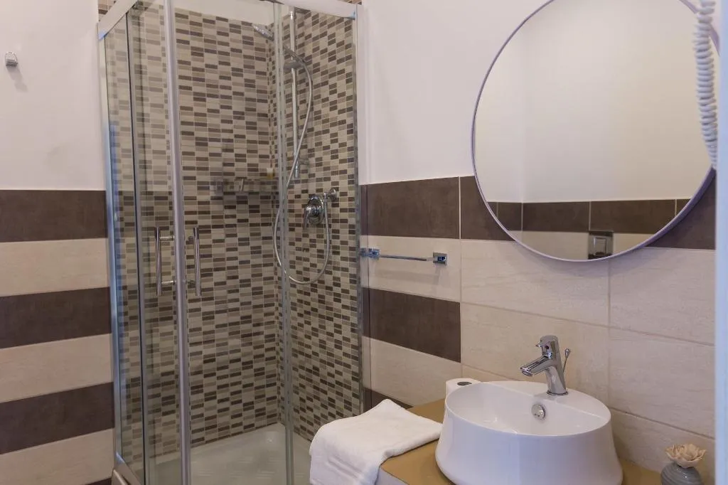 Room, Savoy Riviera, Naples