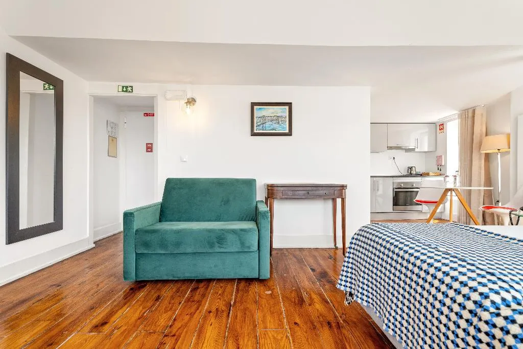 TRIPLE STANDARD Room, Casa Do Jasmim By Shiadu, Lisbon