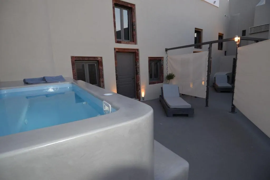 Pool, Aria Suites, Santorini