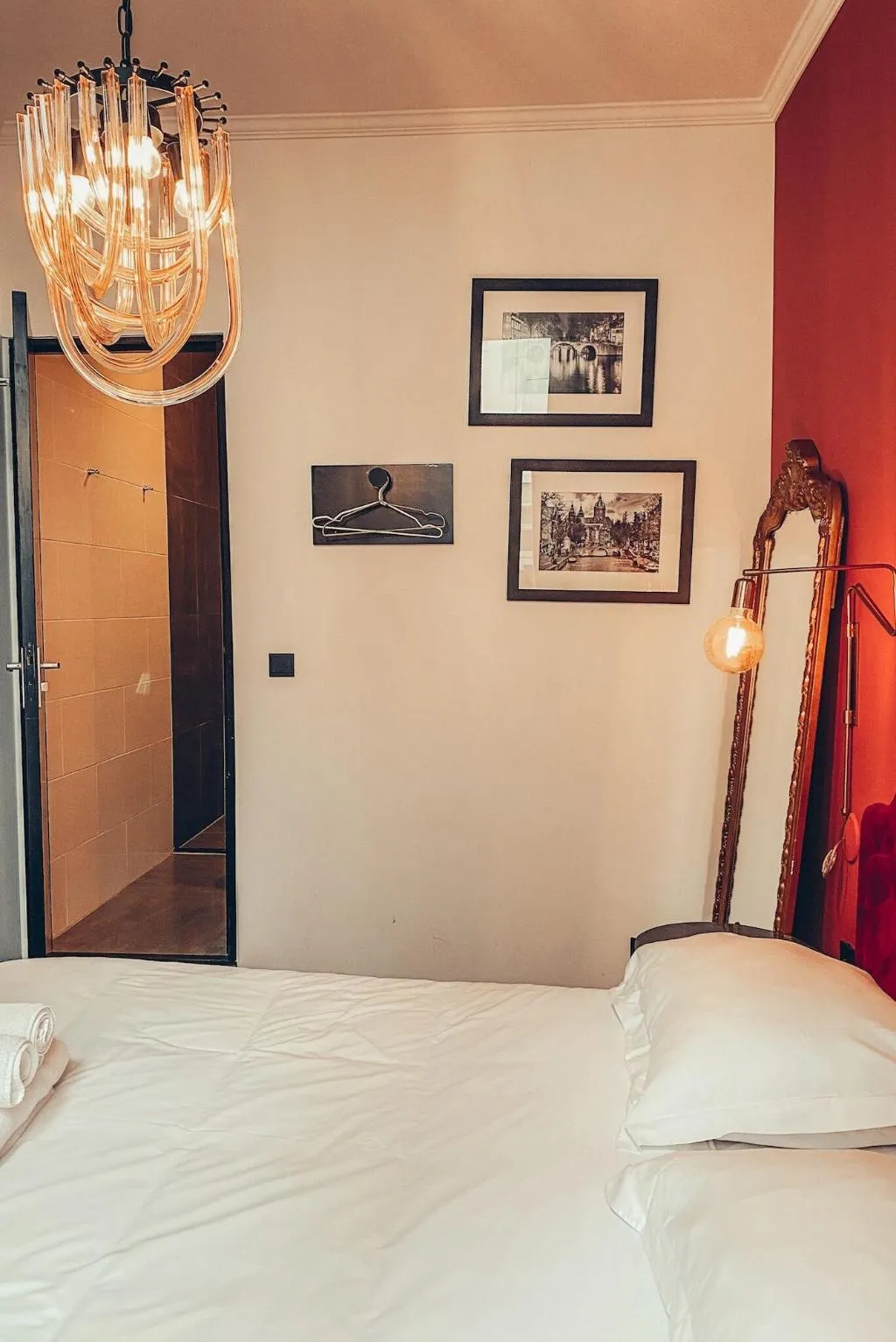 Room, Mr. Monkey Amsterdam, Amsterdam