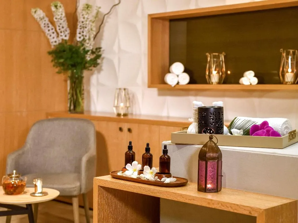 Sports and Entertainment, Grand Mercure Dubai City, Dubai