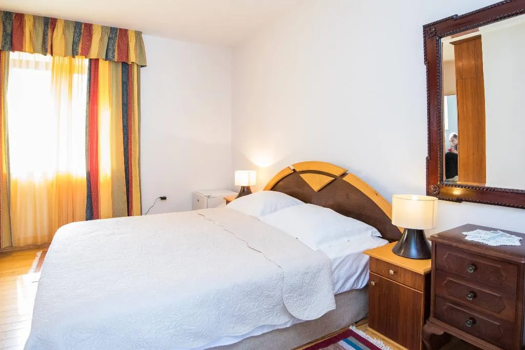 DOUBLE WITH BALCONY Room, Guest House J&J, Dubrovnik