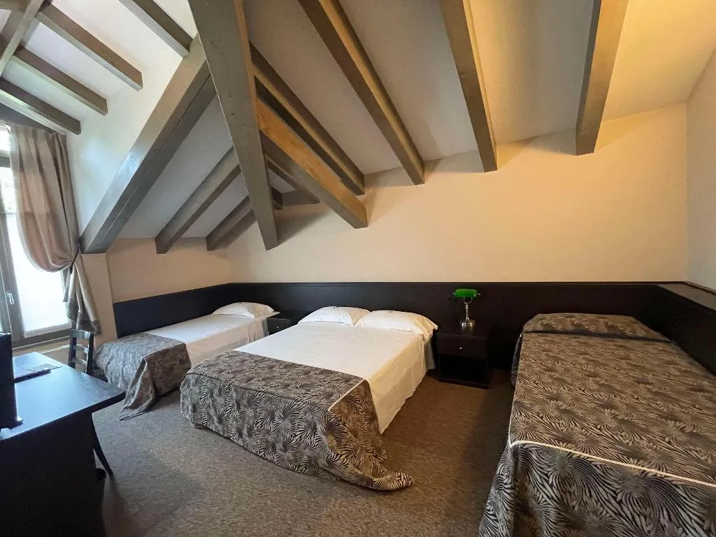 Room, Hotel Malpensa Inn, Milan