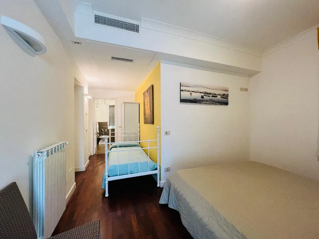 APARTMENT TWO BEDROOMS TWO BATHROOMS Room, Villa Sorrento Resort, Naples