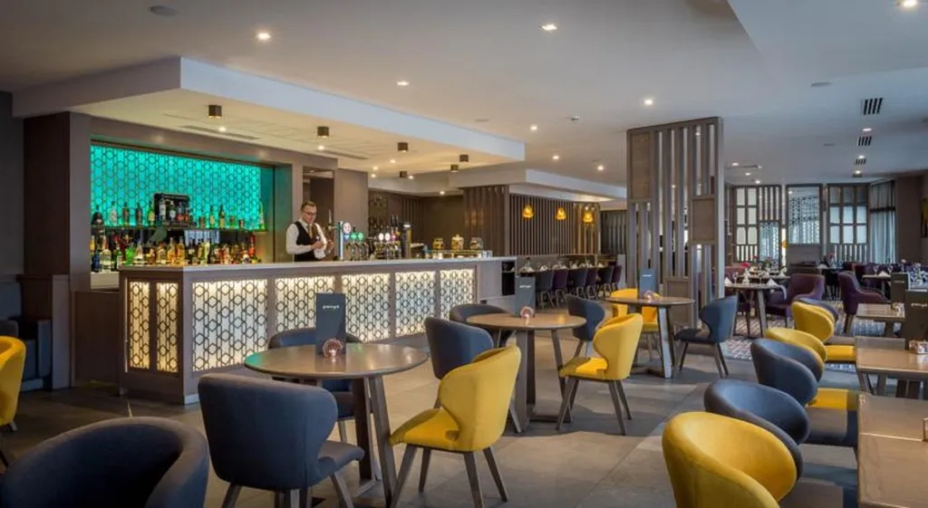Bar, Maldron Hotel Pearse Street, Dublin