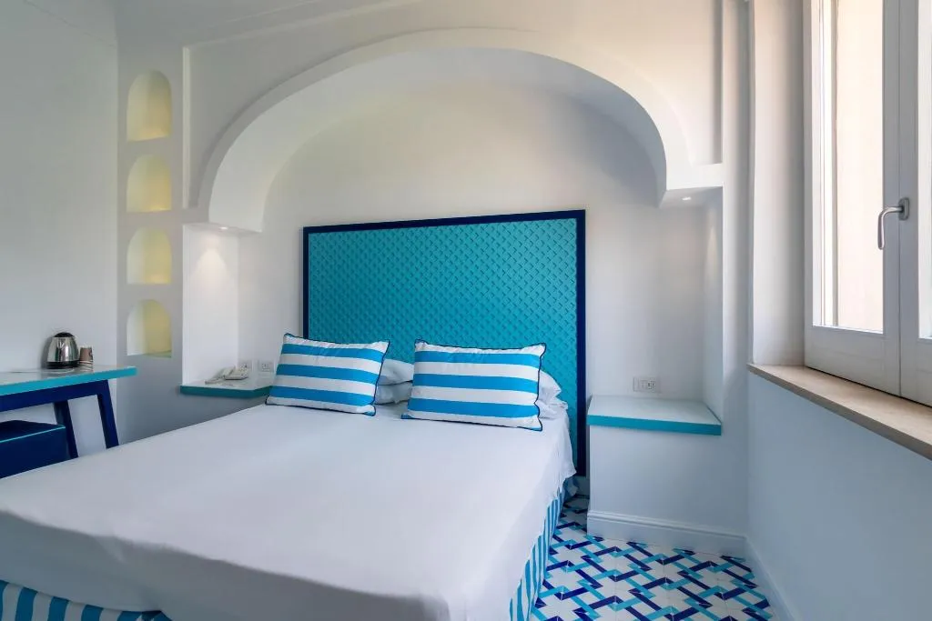 DOUBLE GARDEN VIEW Room, Hotel Mignon, Naples
