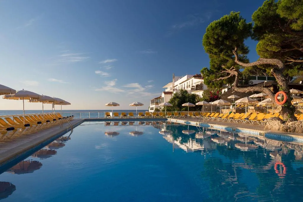 Pool, htop Caleta Palace, Costa Brava