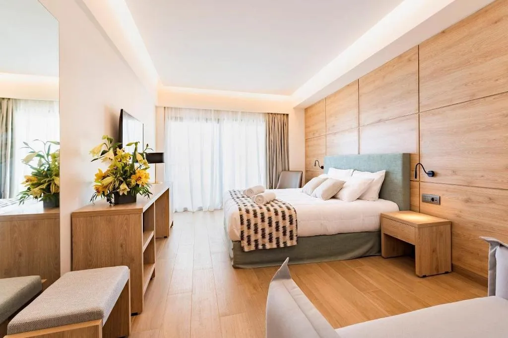Room, Acandia, Rhodes