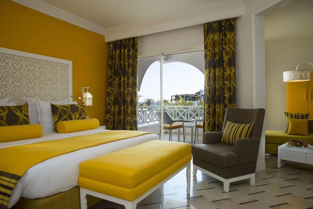 TWIN PREMIUM SEA VIEW Room, Radisson Blu Resort & Thalasso Hammamet, Tunisia