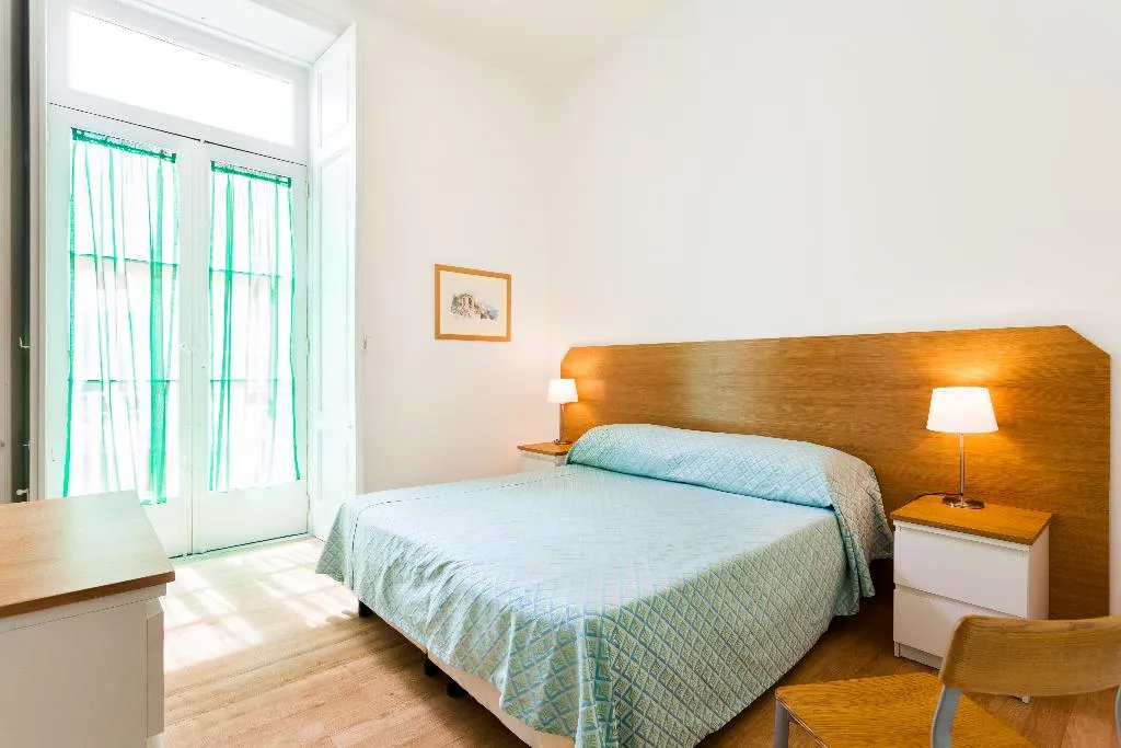 APARTMENT TWO BEDROOMS Room, Corso Italia Suites, Naples