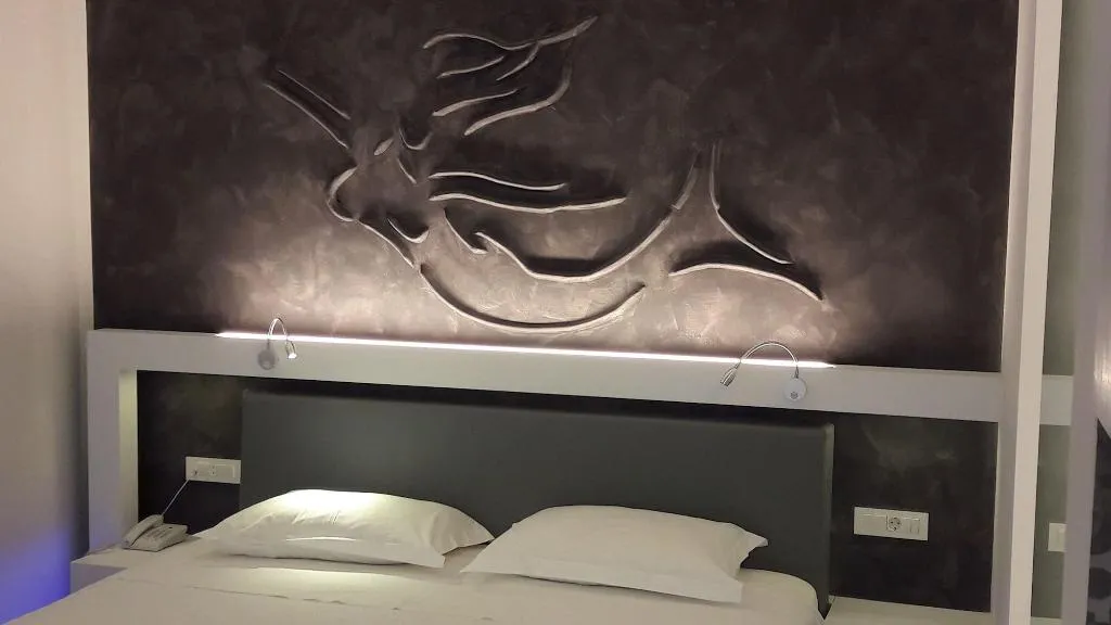 Room, Niriides Hotel, Crete