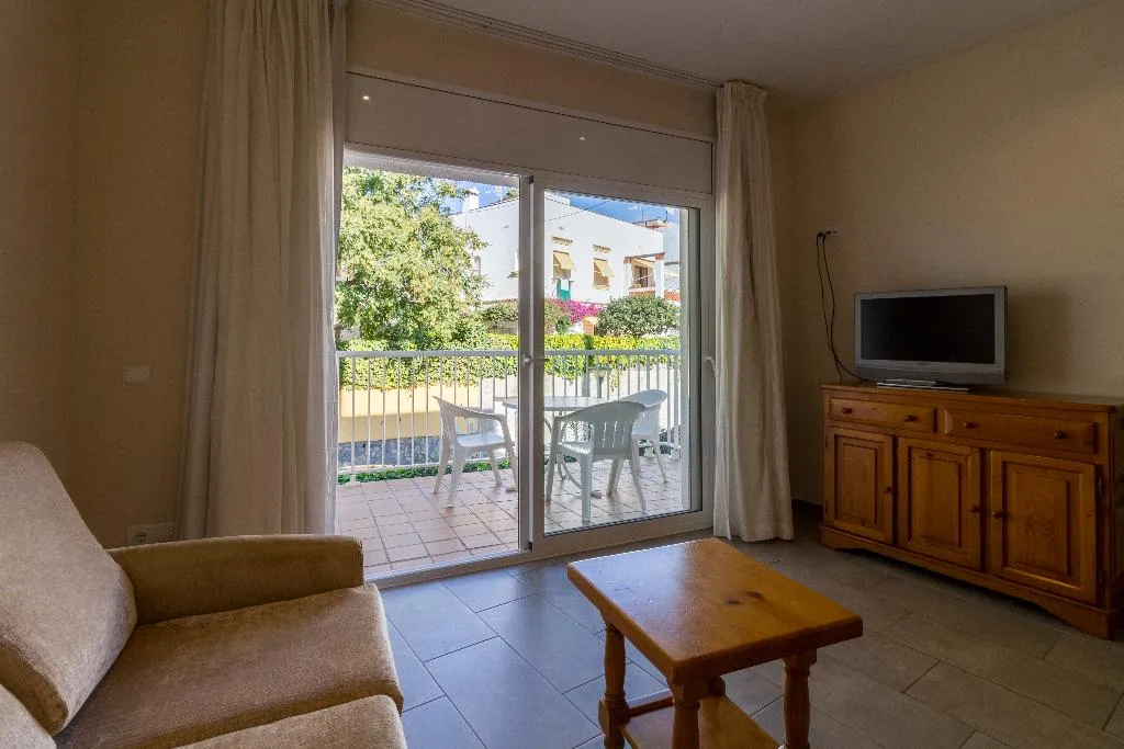 STUDIO CAPACITY 3 Room, Apartments Sunway San Jorge, Costa Brava