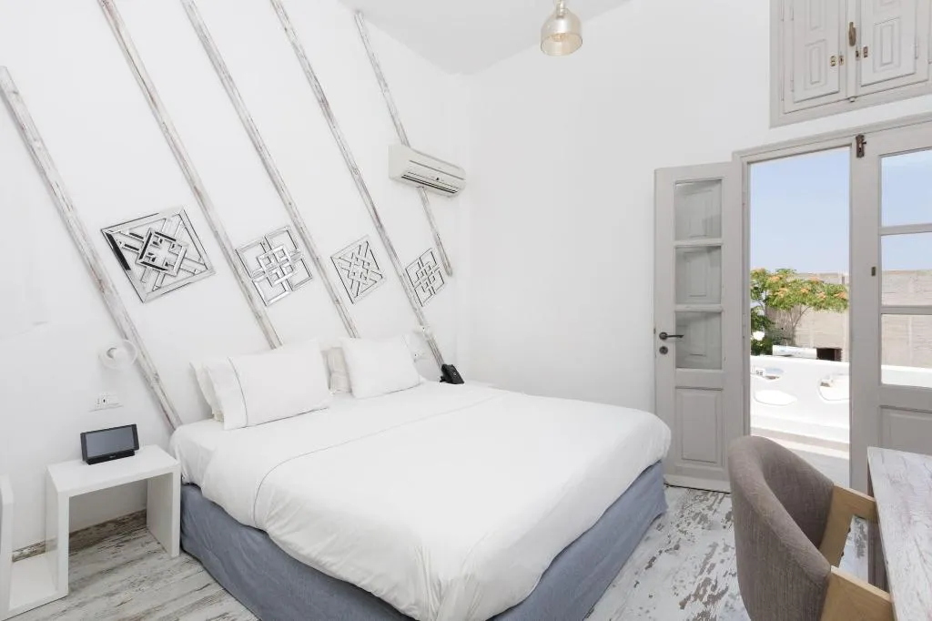 Room, The Museum Project Oia, Santorini