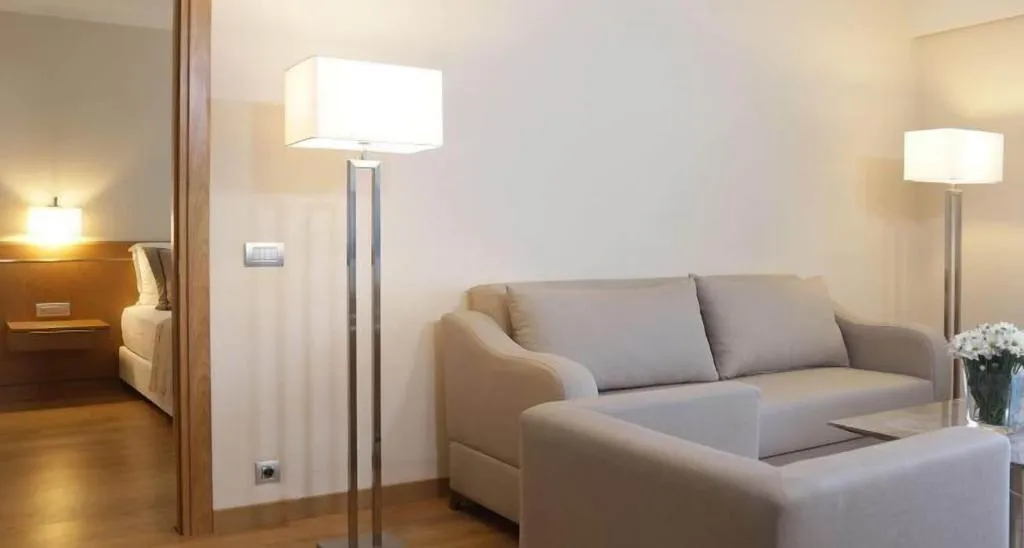 Room, On'Live Hotel, Izmir