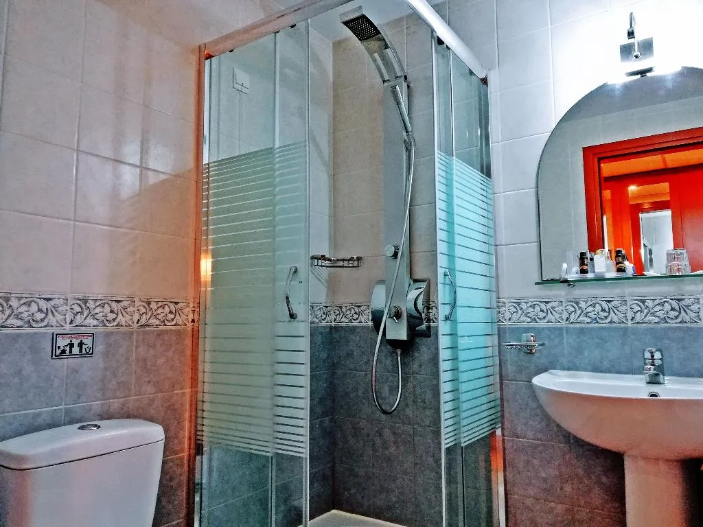 SINGLE STANDARD Room, Ambassador Hotel Thessaloniki, Halkidiki