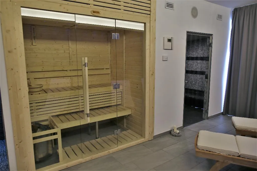 Sports and Entertainment, Mareneve Resort, Catania
