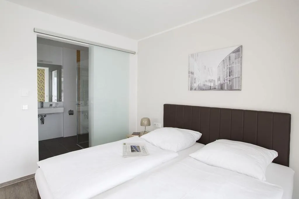 Room, ADAPT APARTMENT HOTEL Berlin-Adlershof, Berlin