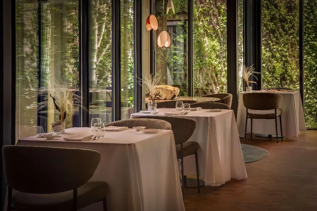 Restaurant, Ohla Eixample, Barcelona