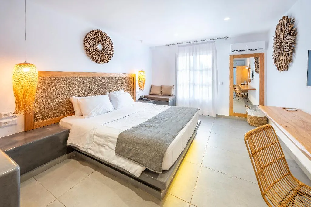 JUNIOR SUITE STANDARD Room, SMY Mediterranean White, Athens