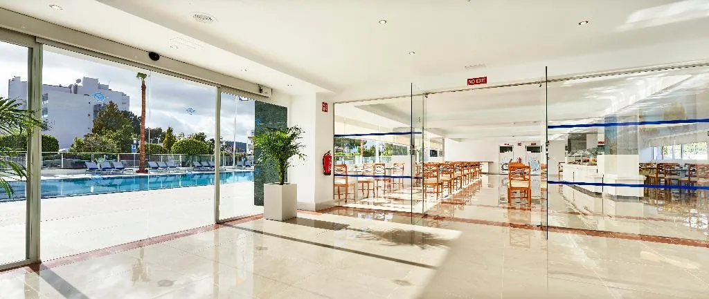 Lobby, Globales Torrenova Adults Only +16, Majorca