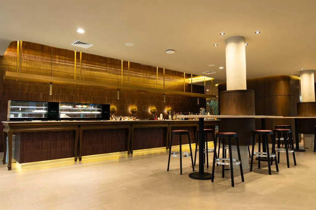 Bar, Grand Sunset Princess All Inclusive, Cancun Area