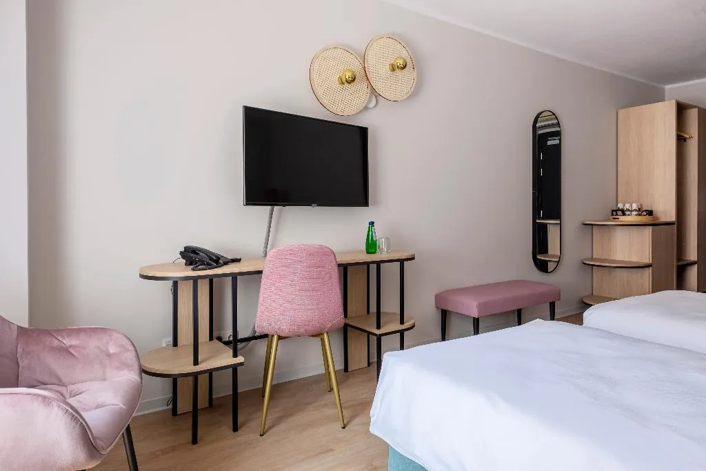 Room, Hotel H12, Krakow