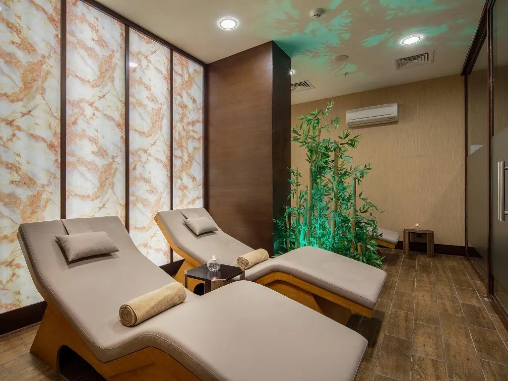 Sports and Entertainment, Holiday Inn Antalya Lara, Antalya