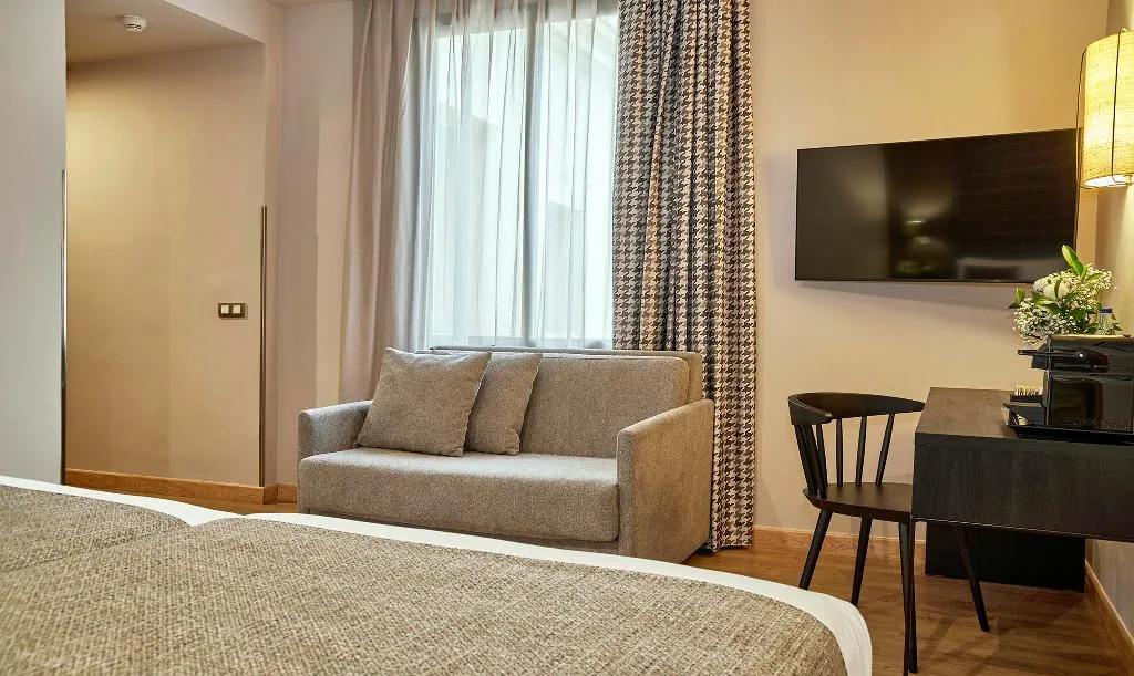 TRIPLE COMFORT Room, Hesperia Barri Gòtic, Barcelona