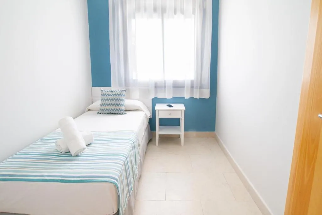 APARTMENT THREE BEDROOMS Room, Aqquaria Suites Ibersol, Costa Dorada